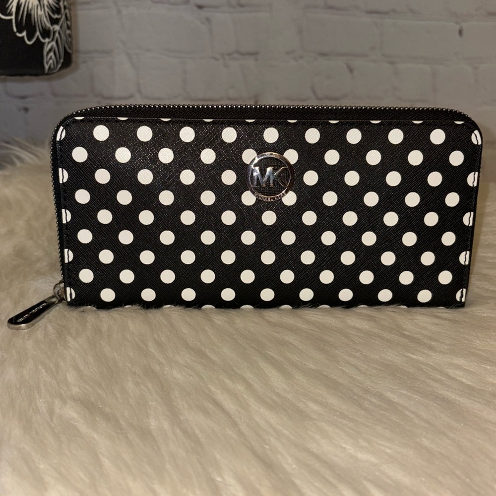 Michael Kors POLKA DOTTED Wallet